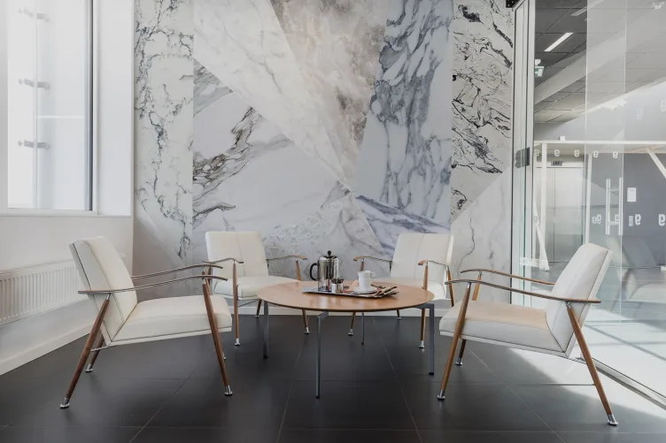Because who wouldn’t want a feature wall filled with marble