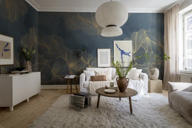 Wall mural with gold details