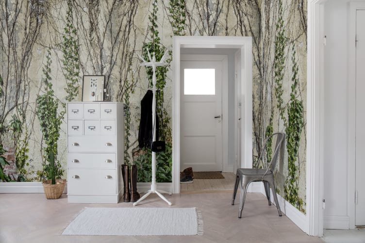 A wallpaper with winding greenery