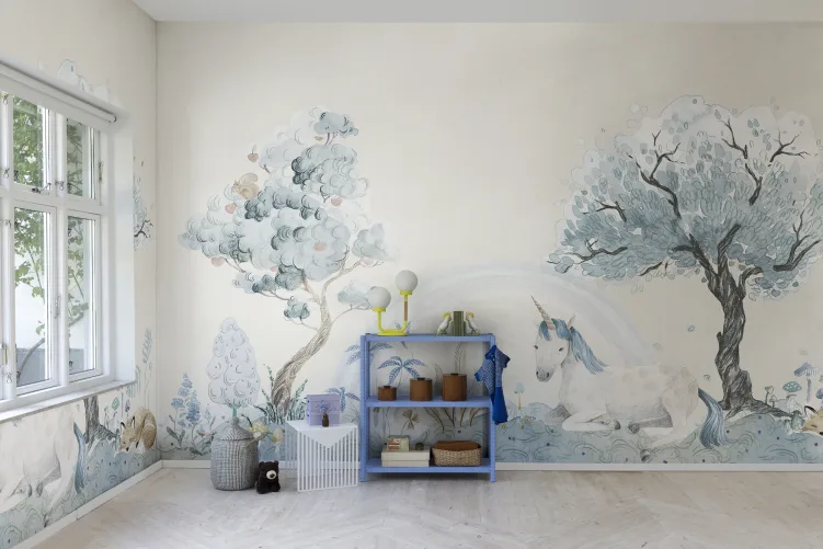 Unicorn Dream, Sky