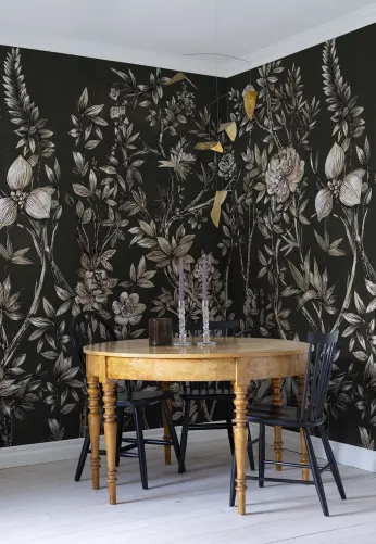 A romantic floral