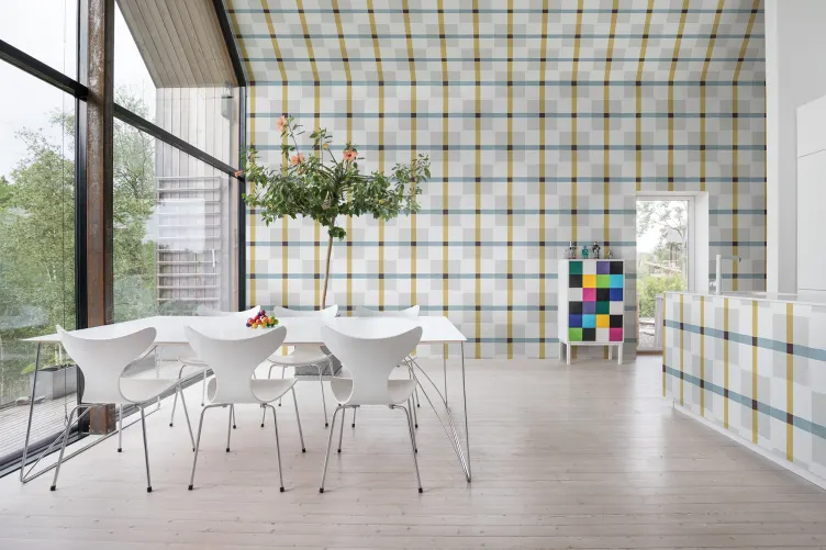 Geel en grijs maximalistisch behang