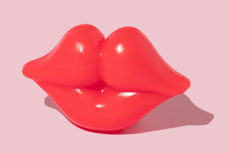 Bold pink and red wallpaper
