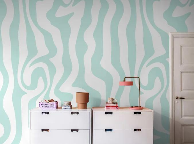 Zebra Breeze