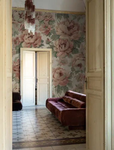 Vintage Roses 