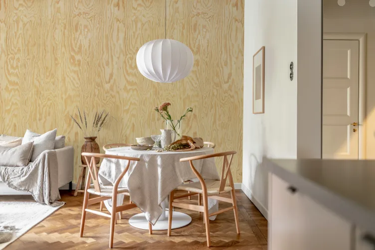 Wood Grain Elegance