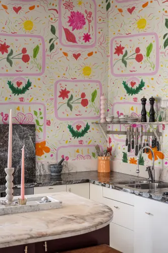 Rebel Walls x John-John: Romantische Träumerei in Rosa