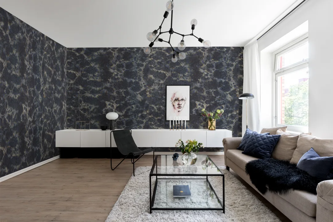 Dark wallpaper with marble effect