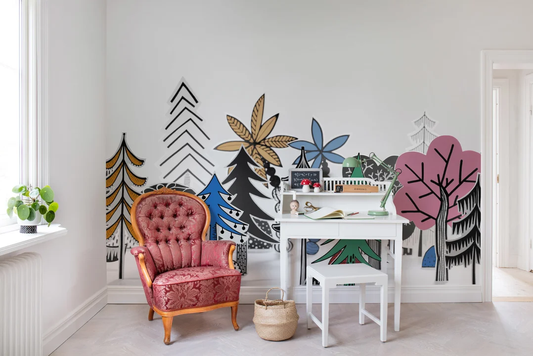 GRAPHIC FOREST MURAL