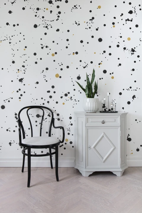 Un papier peint à pois joyeux