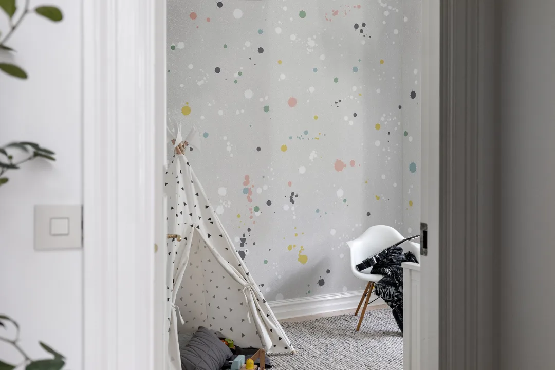 Pastel dots in playful wallpaper
