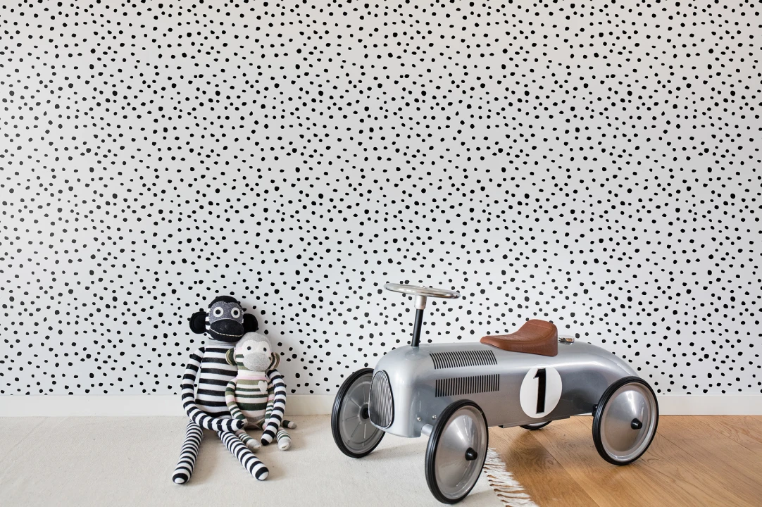 The perfect dotted wallpaper