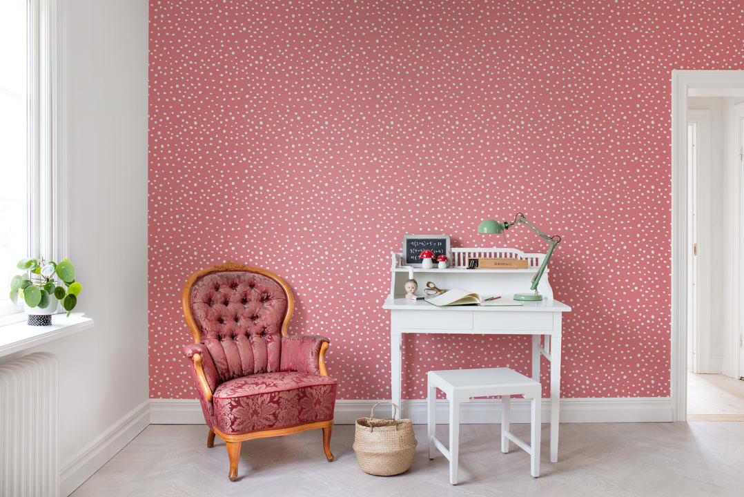 Un décor mural à pois