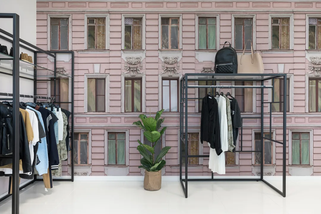 Wall mural in dusty pink