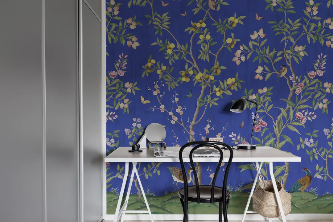 Exquisite blue wall mural