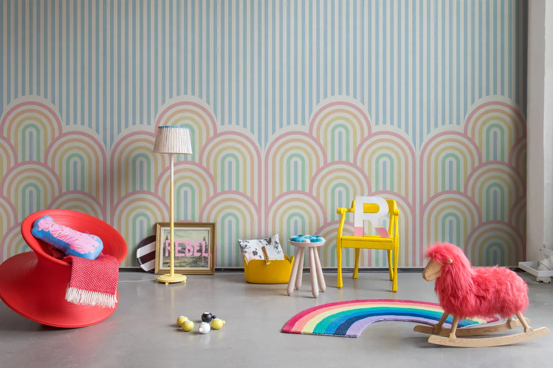 Twisted retro wall mural