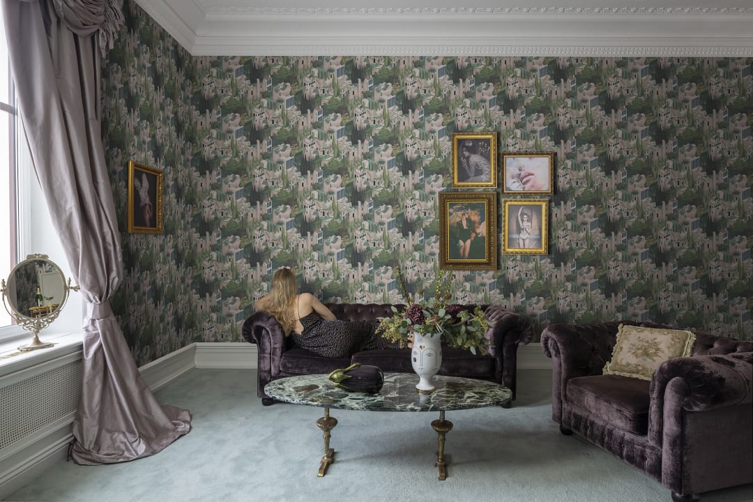 Detaljrikt och mäktig tapetdesign