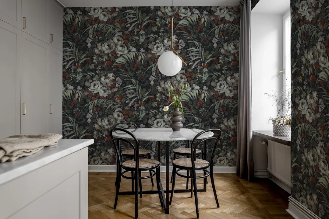 Dazzling Foliage, Lush