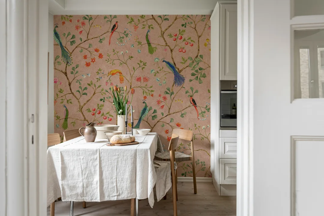 Songbirds, Pink