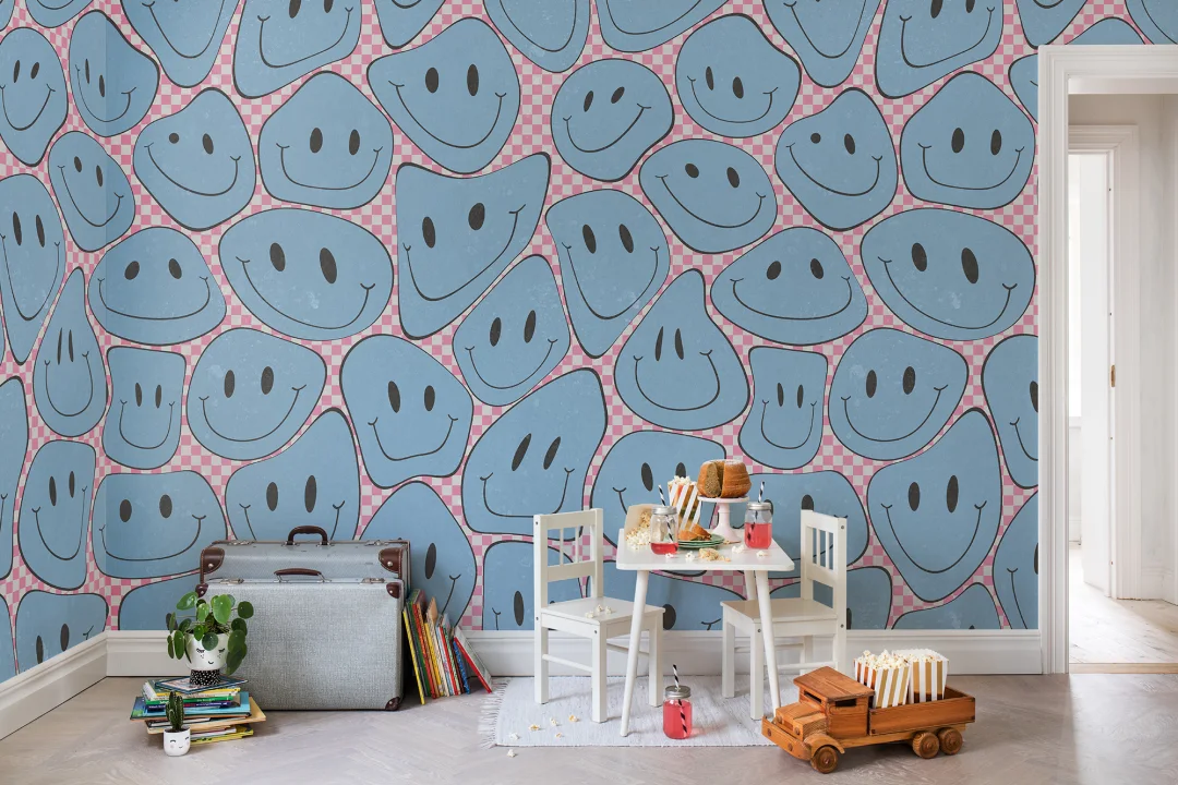 Happy Rebel, Pink Chess