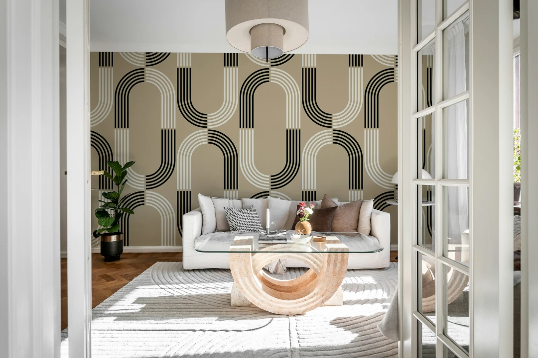 Beige Retro Chic