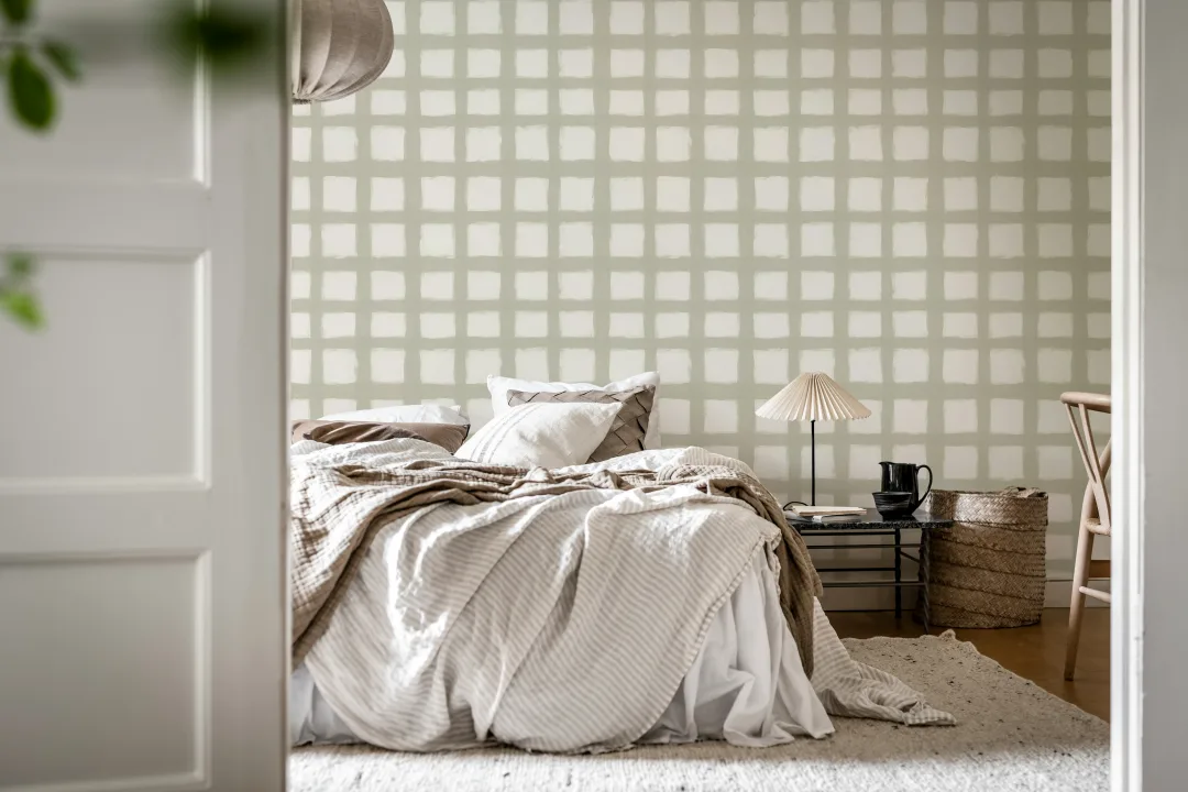 Beige Square Chic
