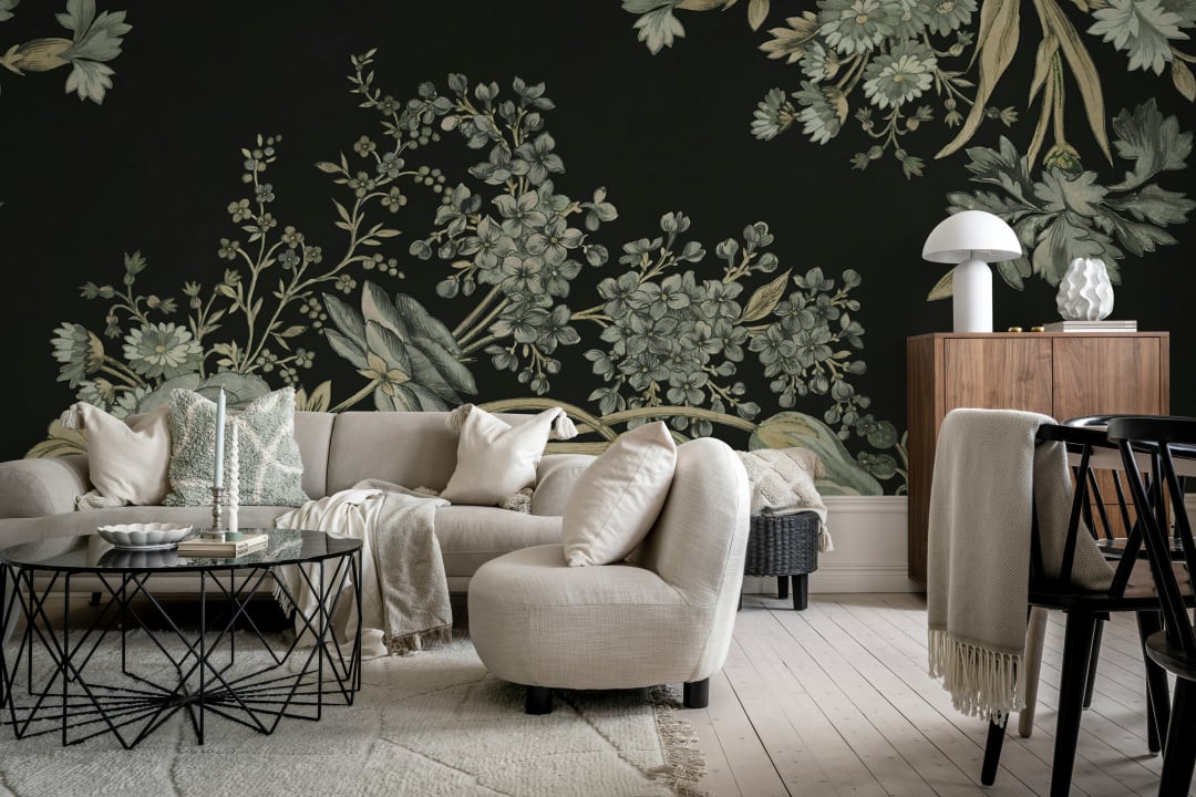 Dramatische schwarze Blumen