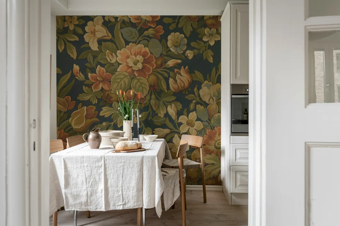 Bold Blooms