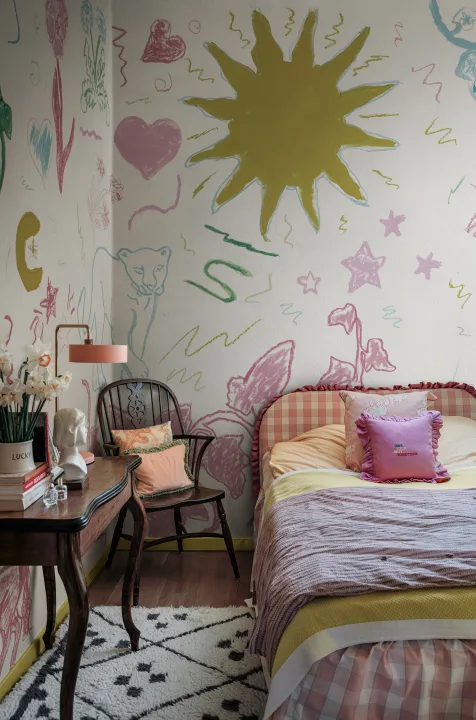 Rebel Walls x John-John Chroma Soft: A Whimsical Wonderland (Chroma Soft: Omituinen ihmemaa)