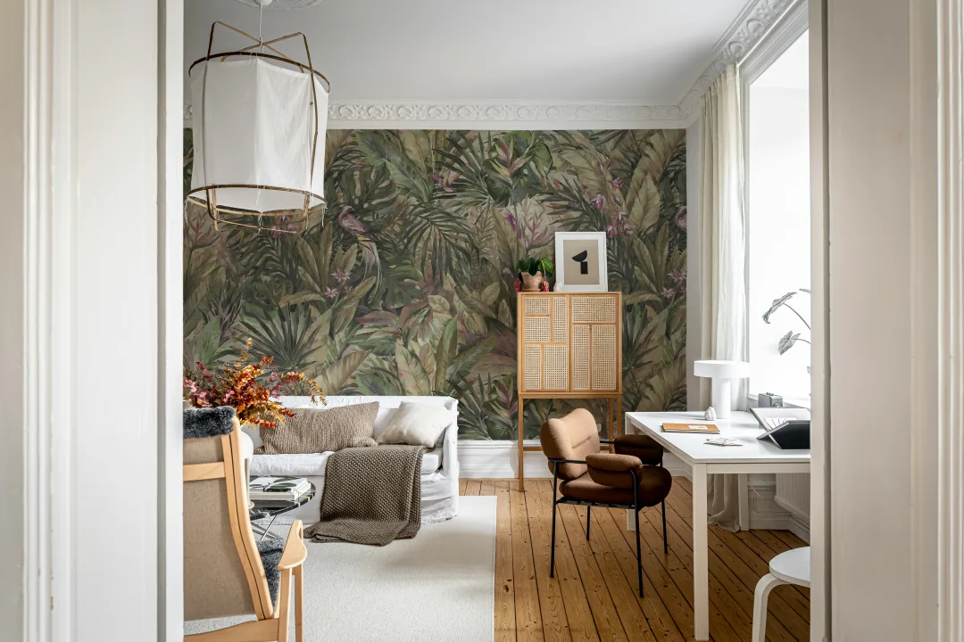 Oplev Fortryllelse med Lilac Jungle Birds