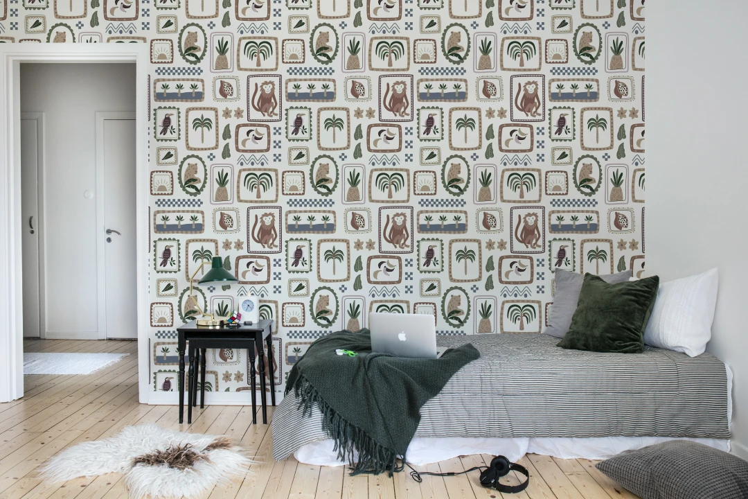 Explore the Wild with Jungle Frames Vintage Design