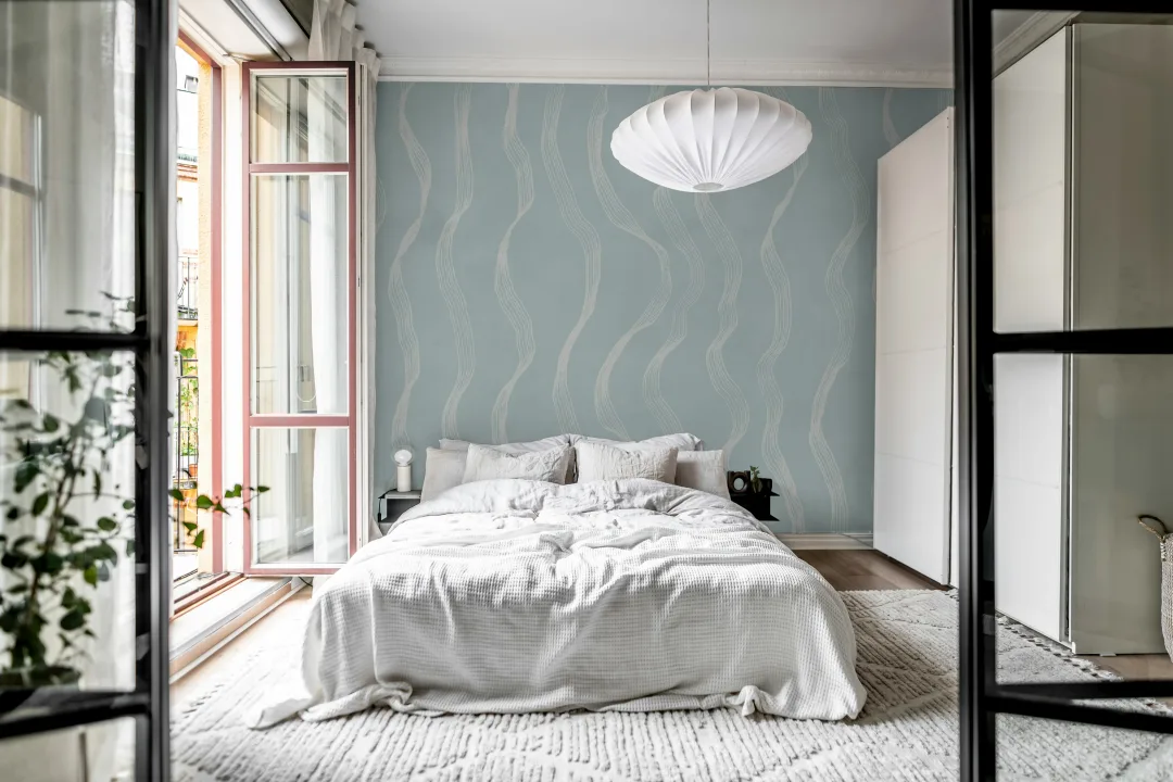 Serene Waves in Light Blue