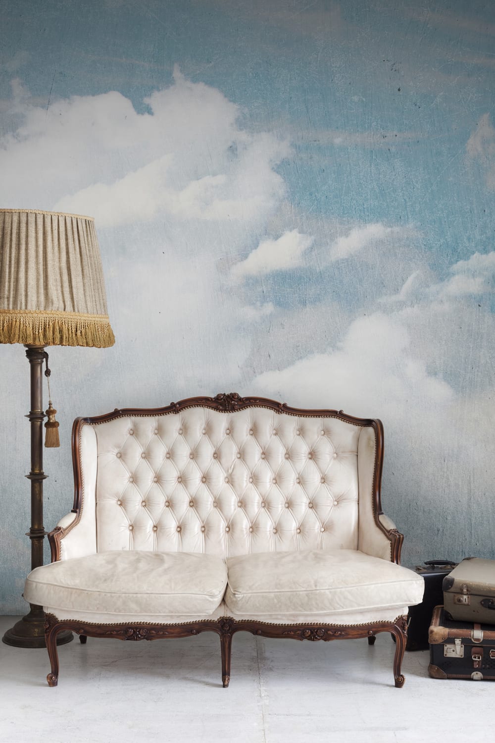 Peindre le ciel en bleu avec un papier peint nuage