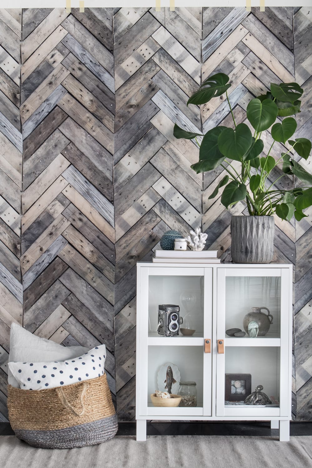Weathered wood in a herringbone pattern