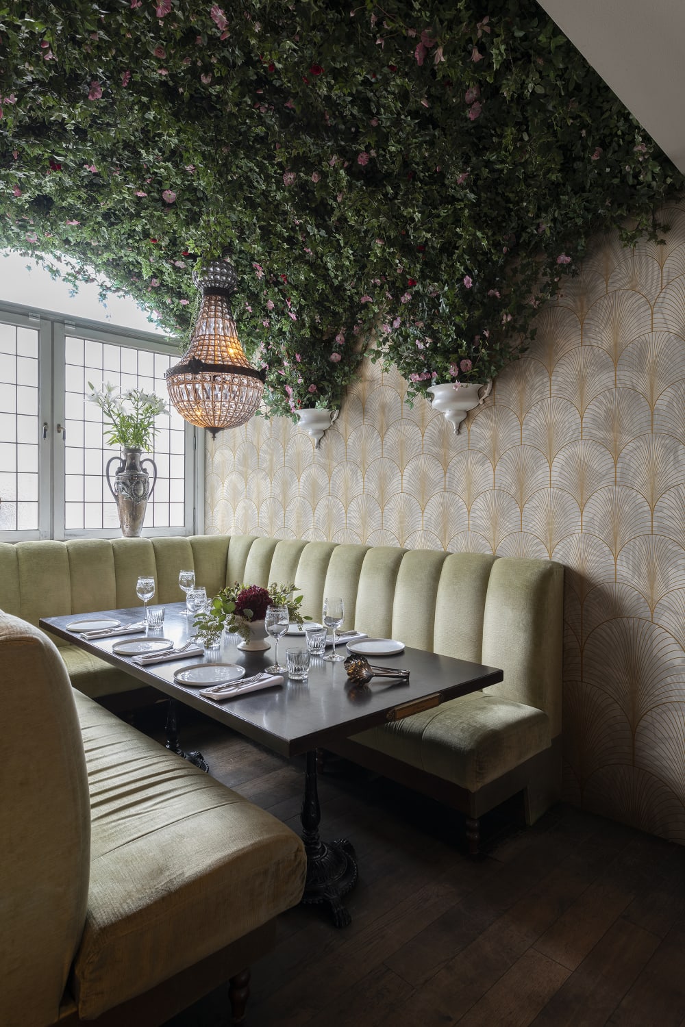 Elegant art deco-tapet med palmeblader