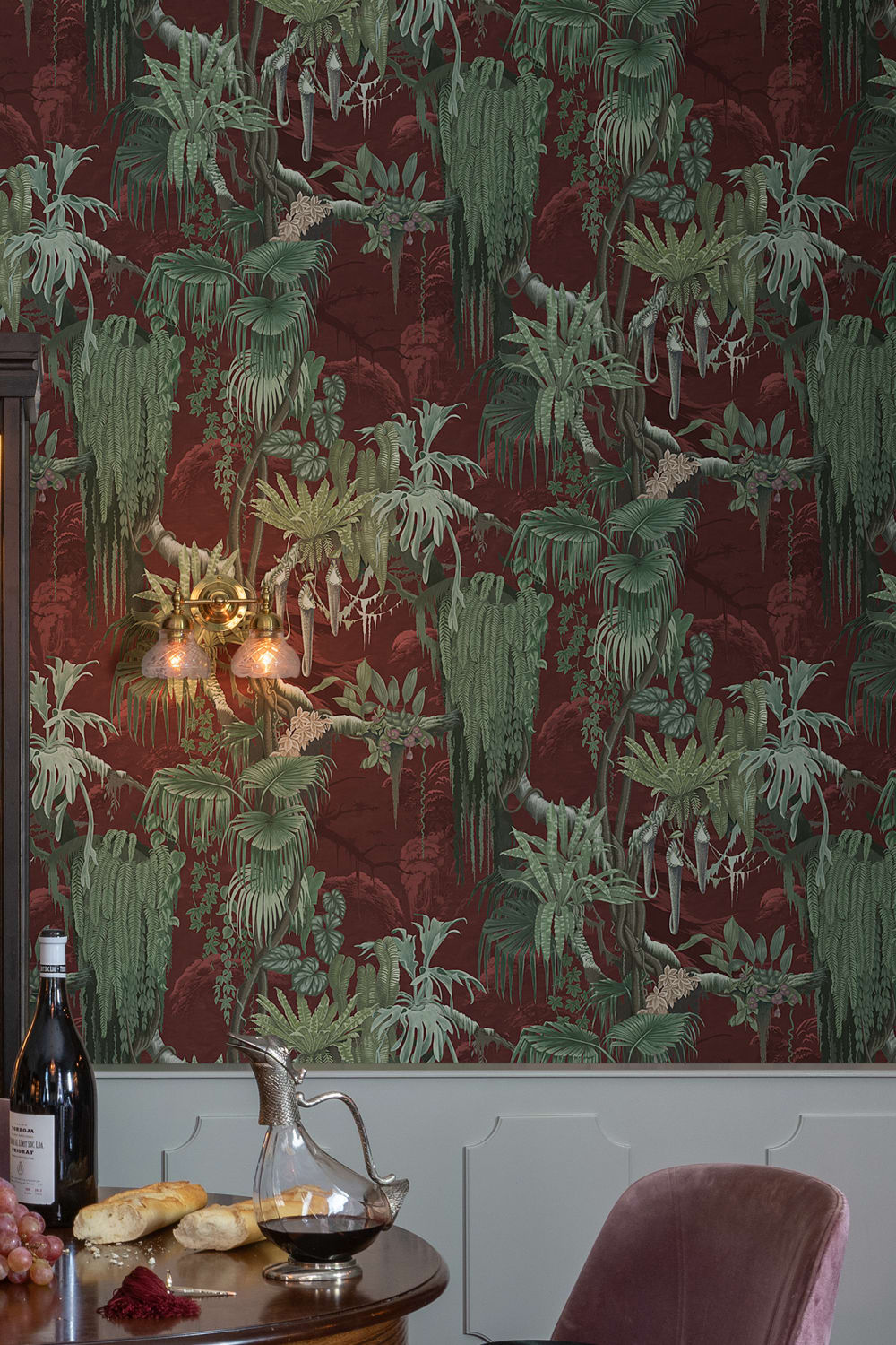 Papier peint au motif de jungle rouge rouille
