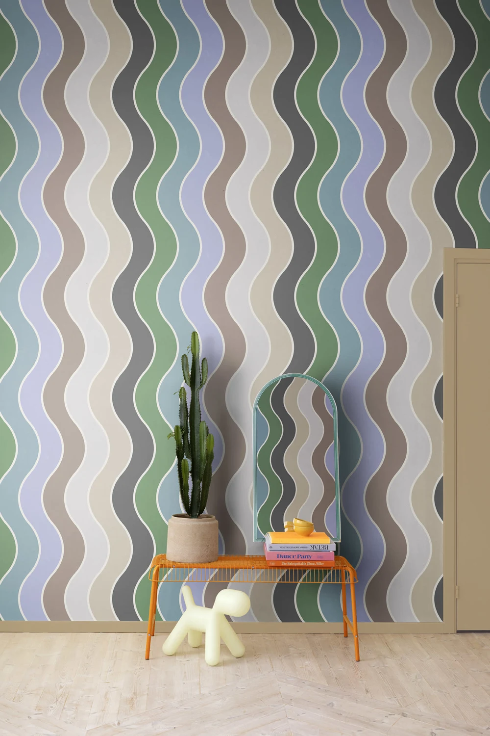 Papier peint arc-en-ciel à motifs ondulés