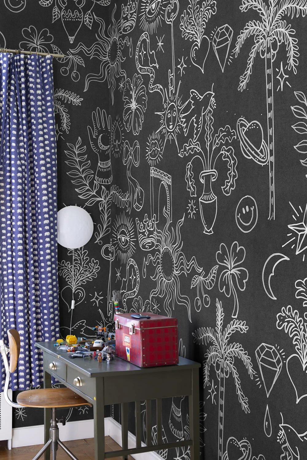 Doodle pattern wallpaper design