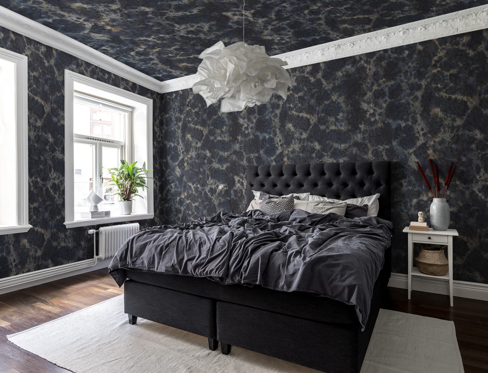 Dark wallpaper with marble effect