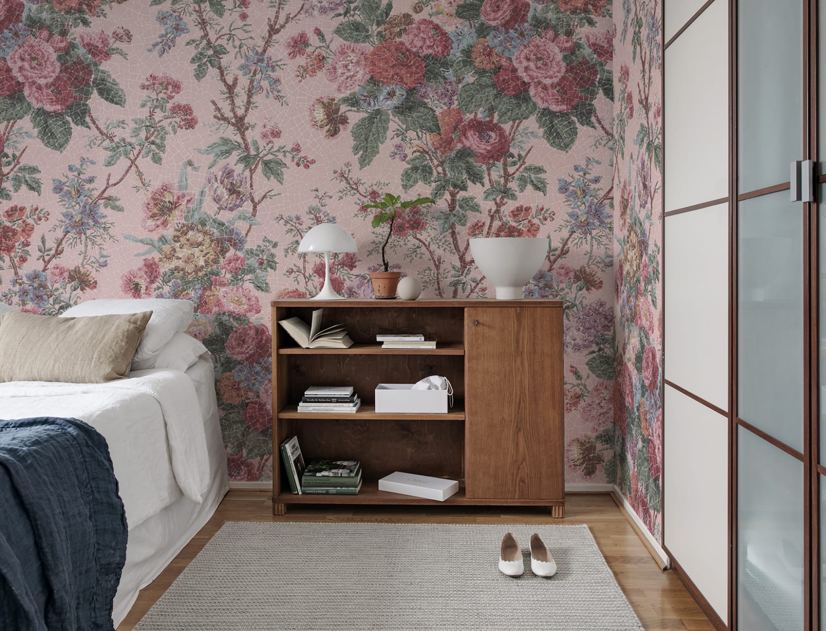 A floral romance wall mural design