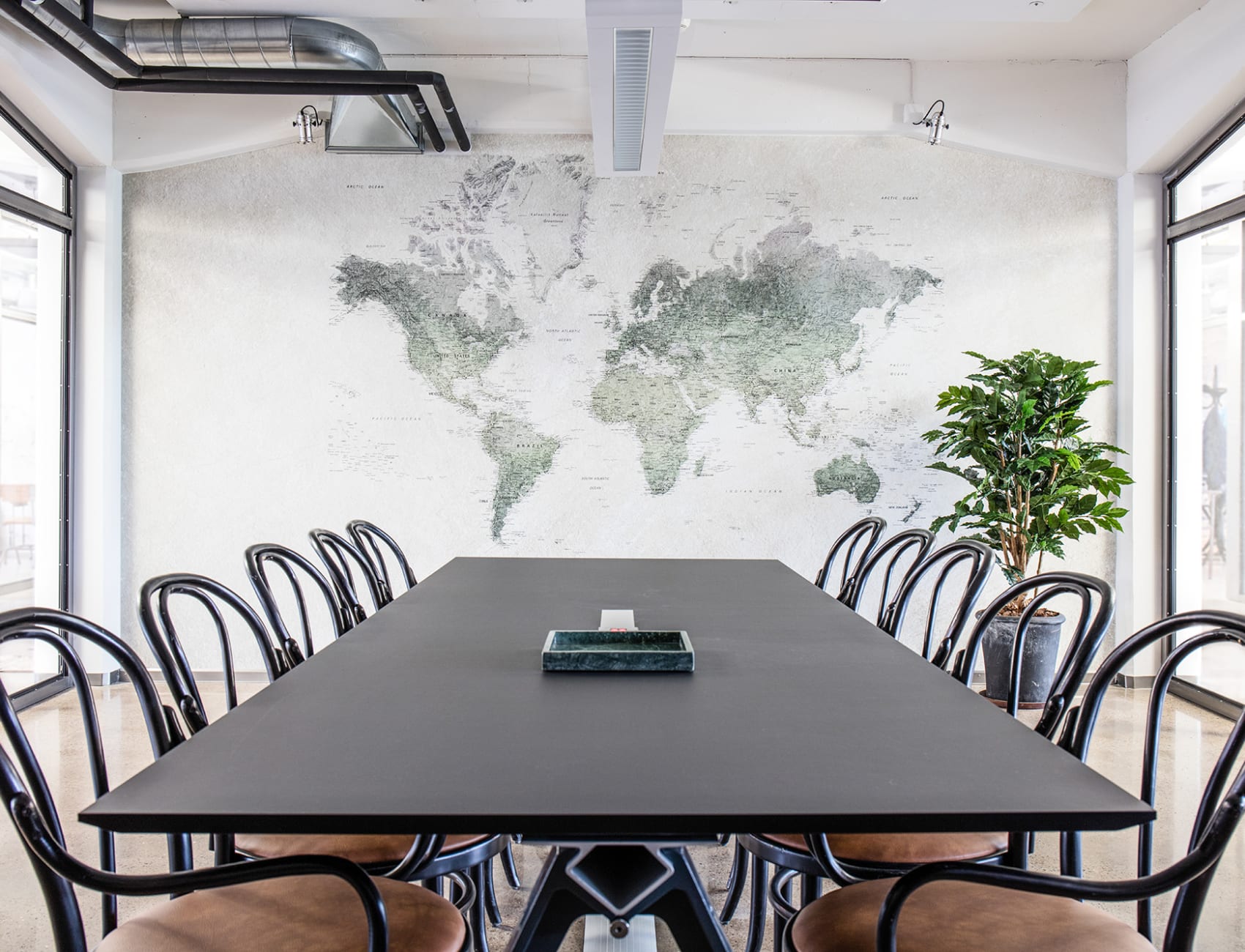 Atlas de escuela. Una pieza de conversación real