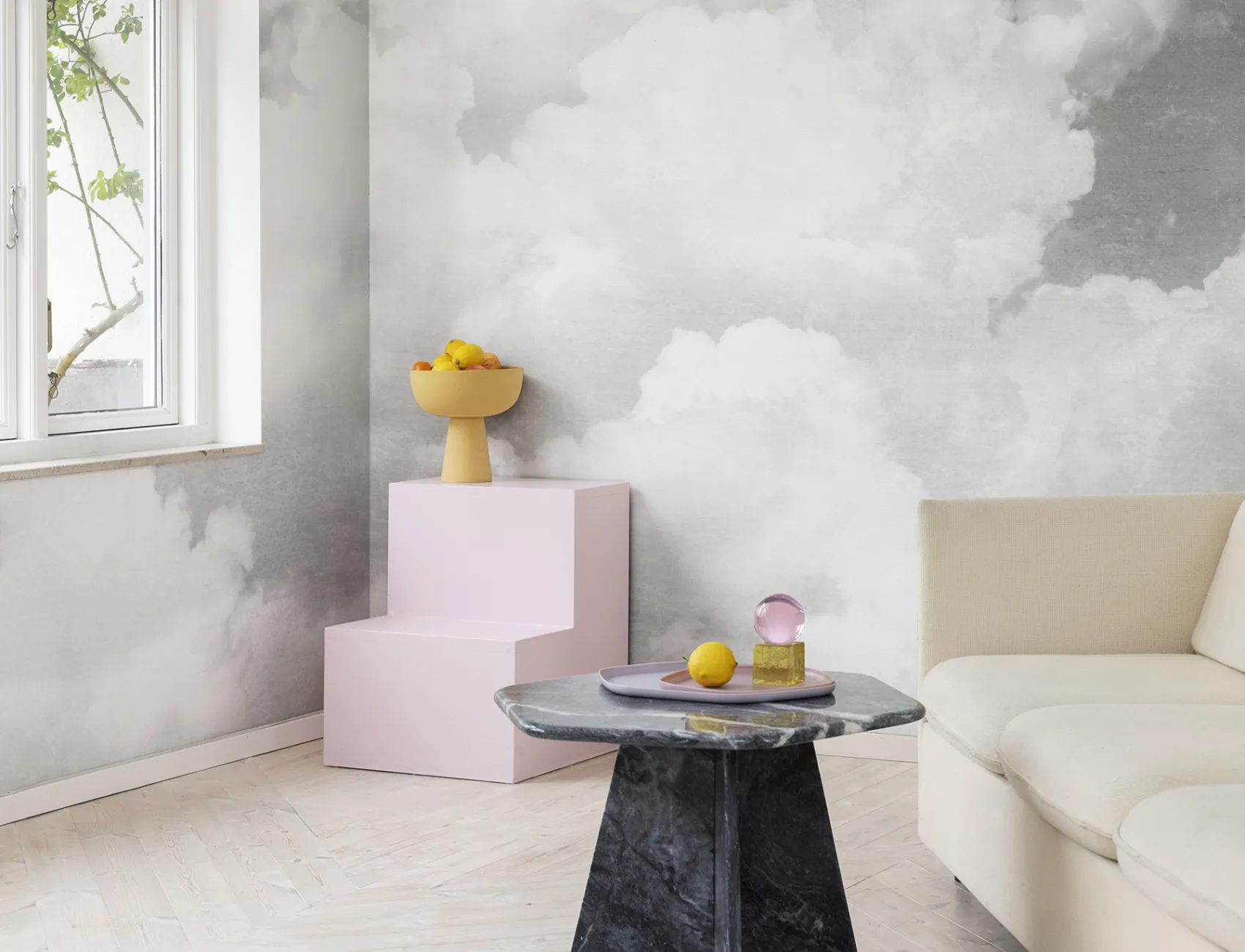 Cuddle Clouds, Graphite