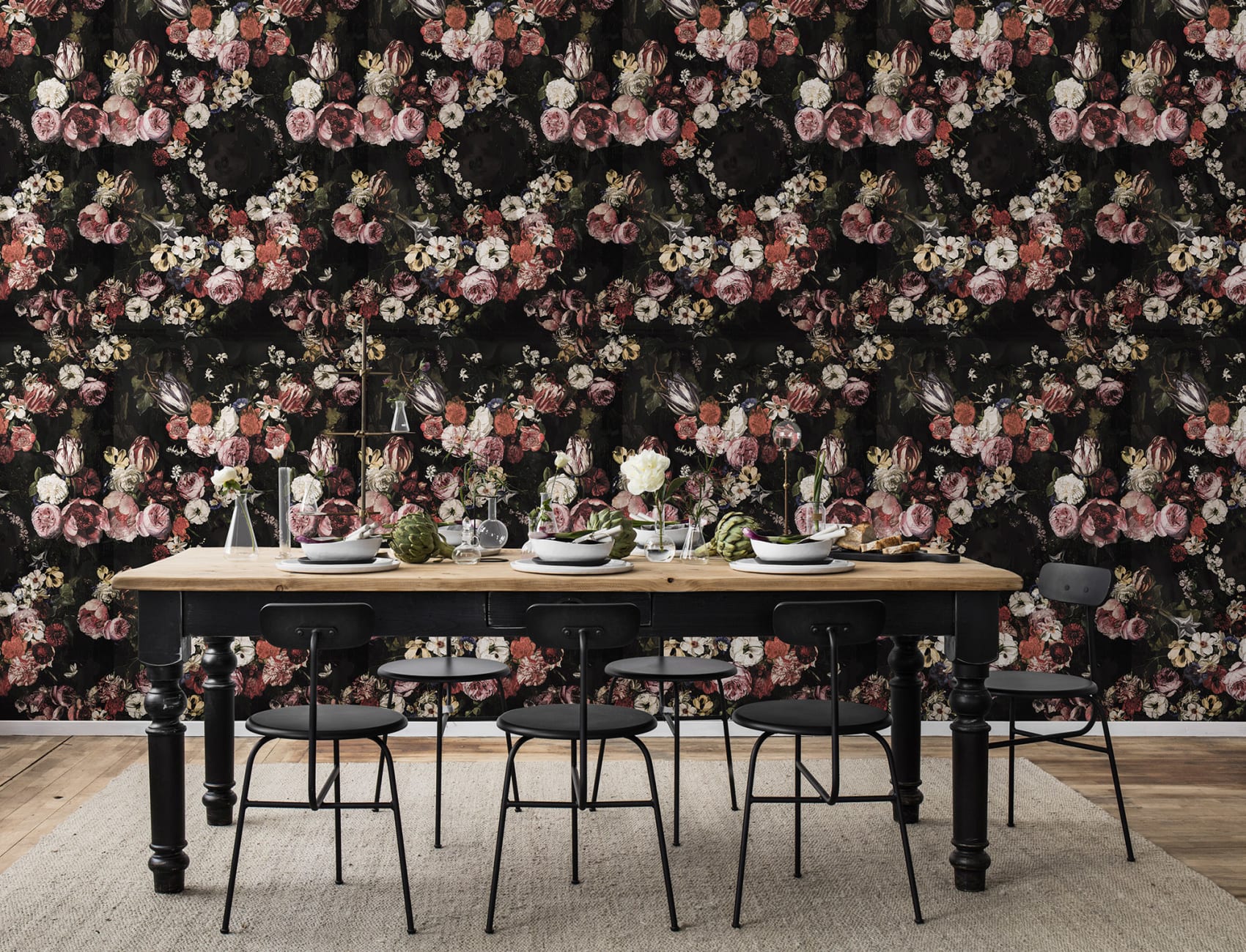 ROMANTIC VINTAGE FLORAL WALLPAPER