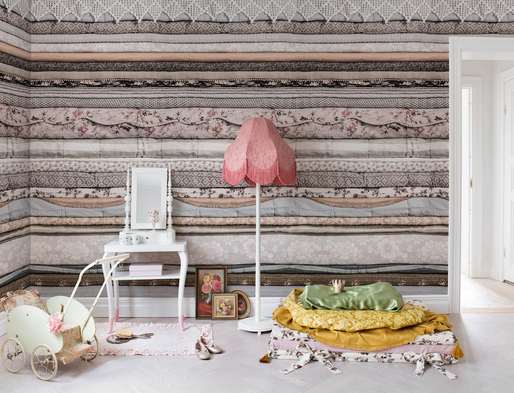 A PRINCESS' BEDCHAMBER