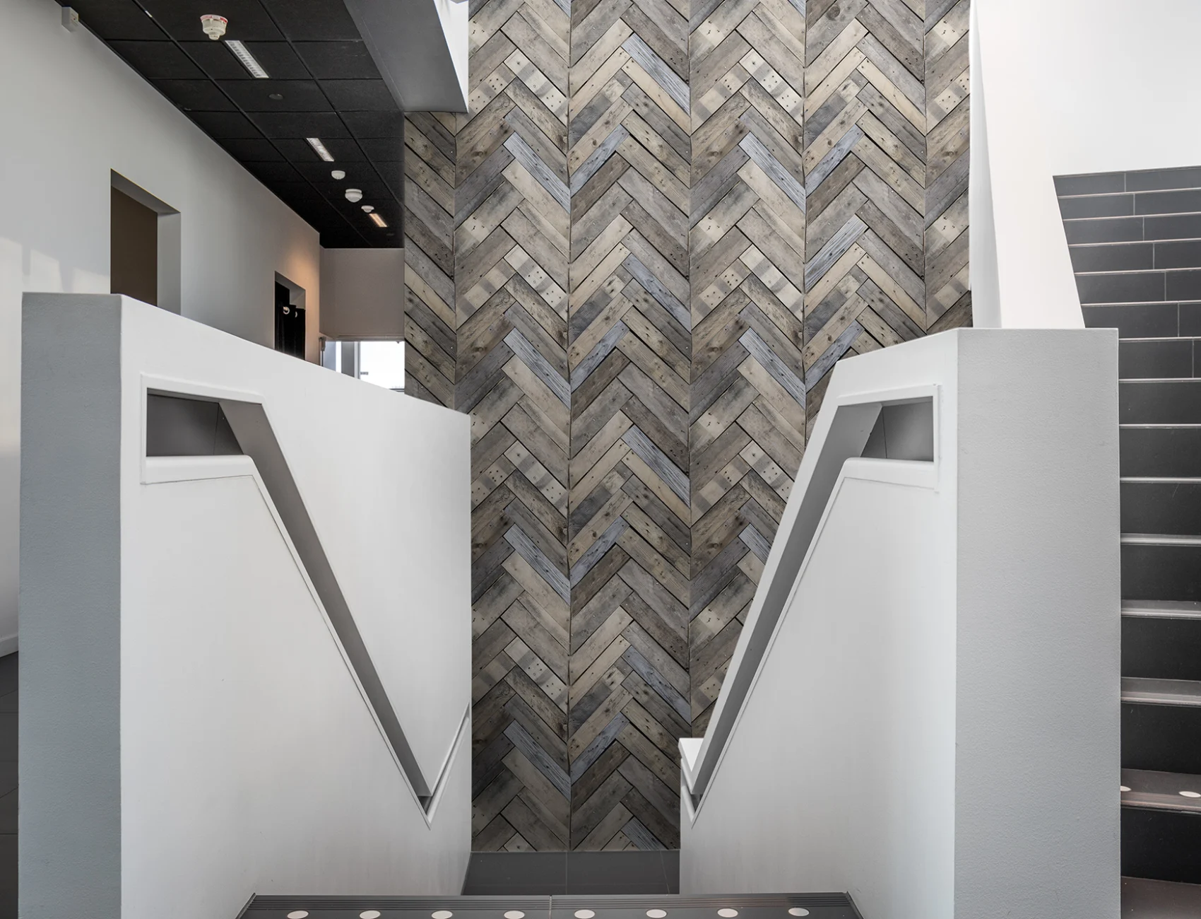 Weathered wood in a herringbone pattern