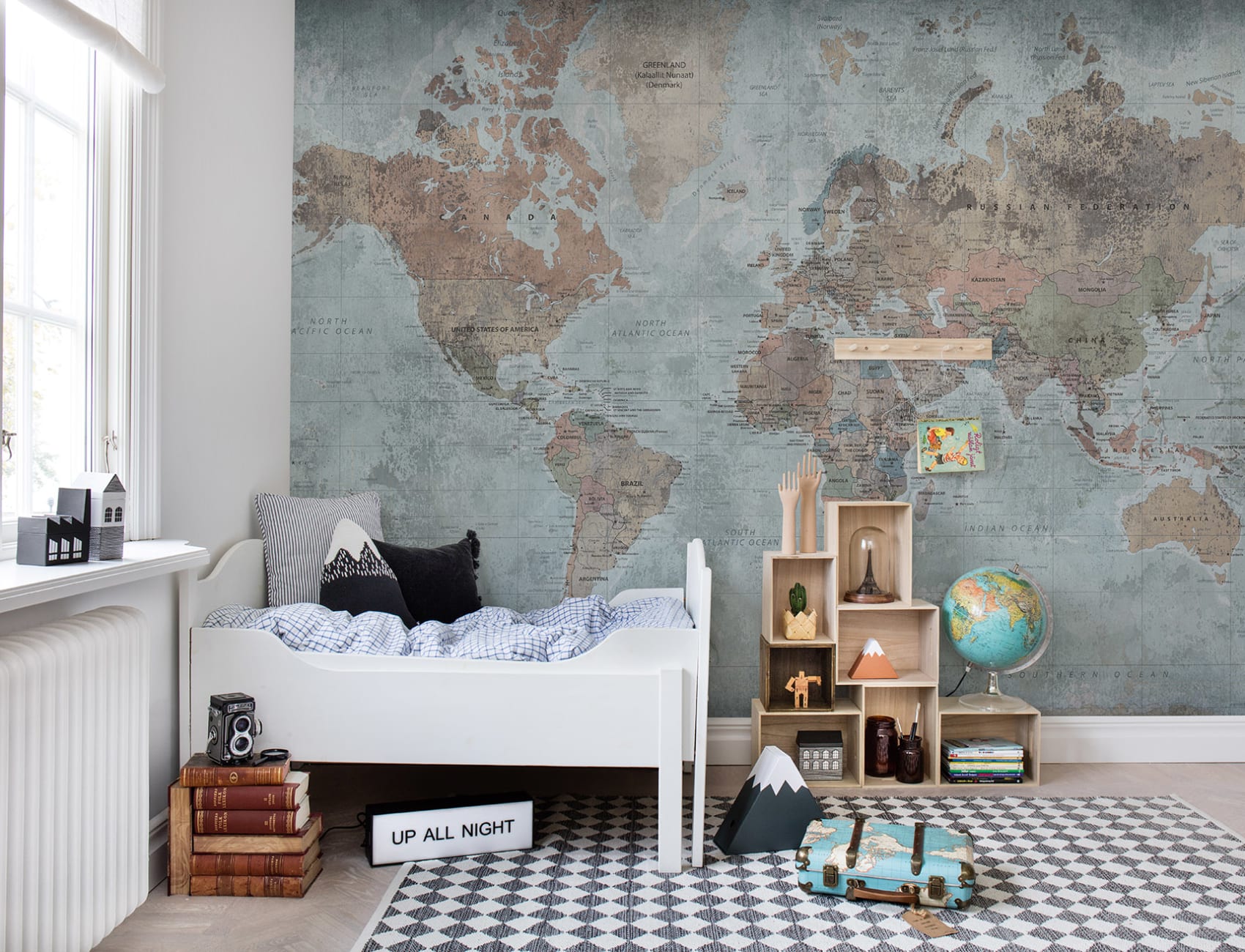 A world map wallpaper mural for the globetrotters