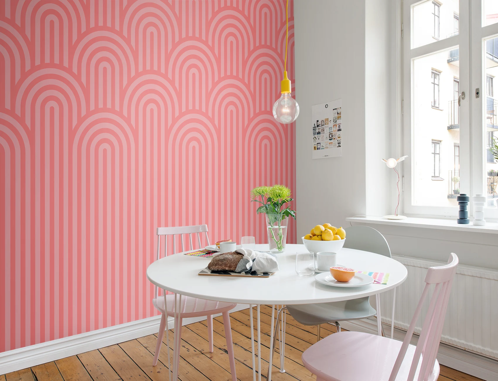 Stripe wallpaper with a twist