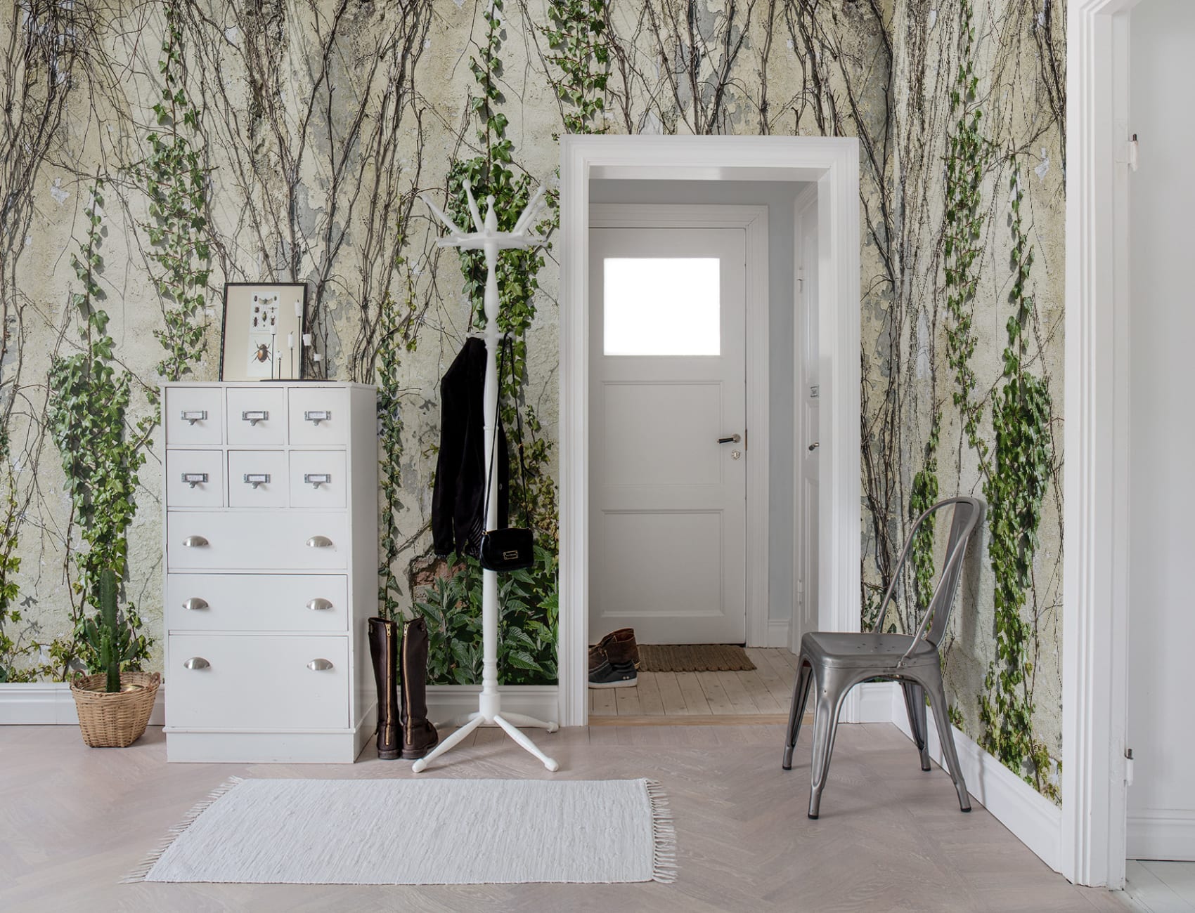 A wallpaper with winding greenery