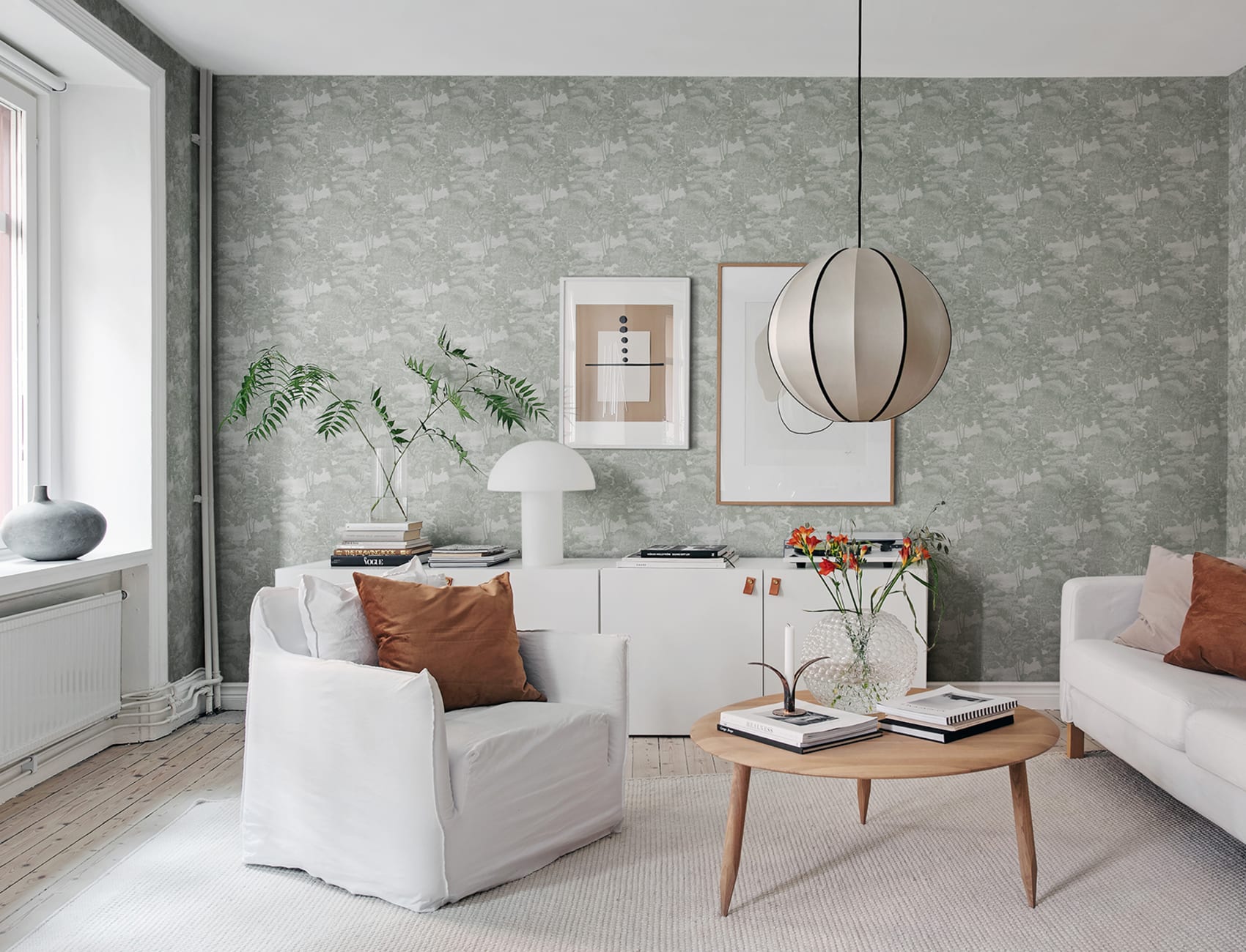 Extravagante couronne d'arbres avec bordure