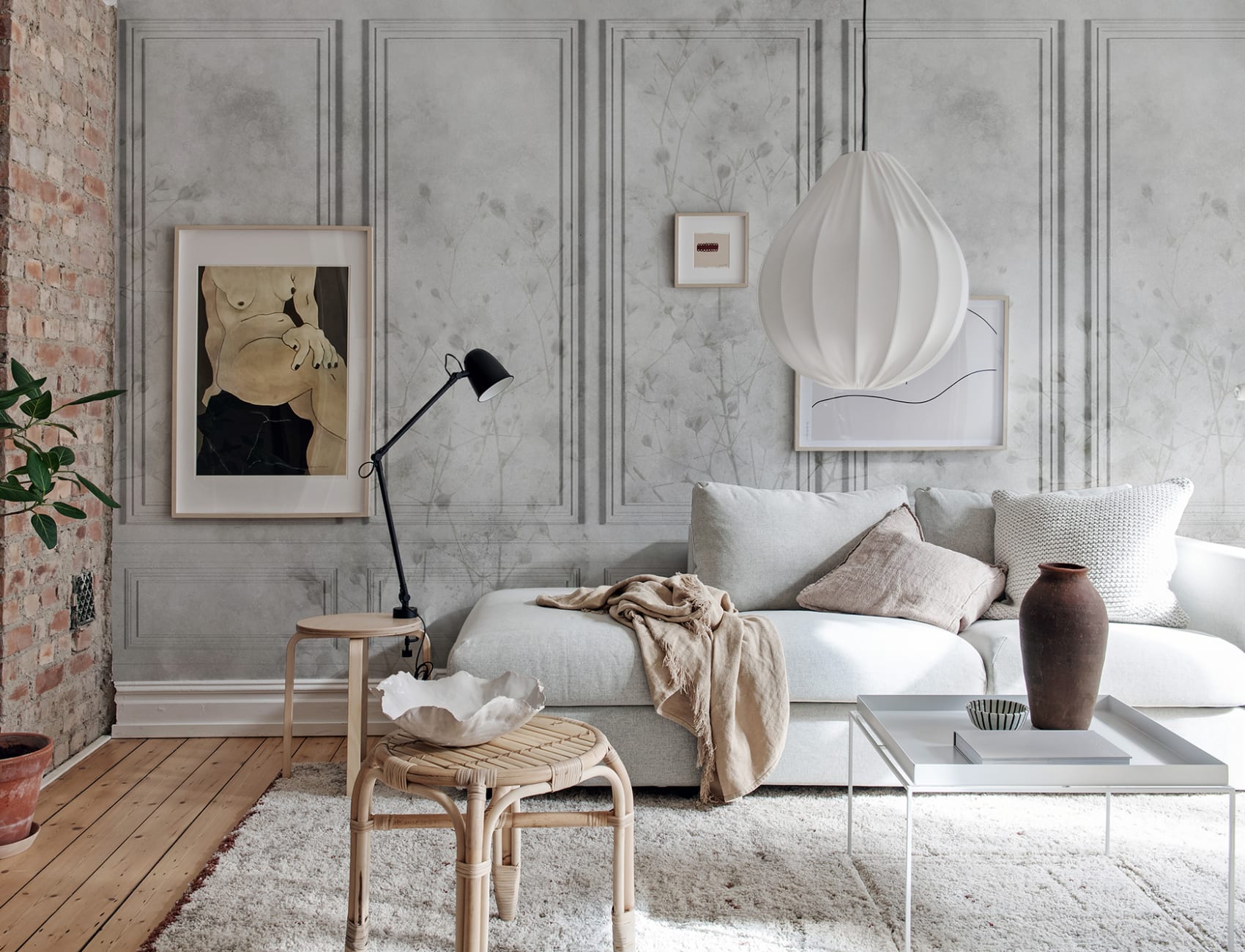 Paris, Pearl